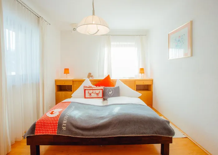 Seppi By Monicare * Ζέεφελντ