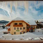 Seppi By Monicare *
